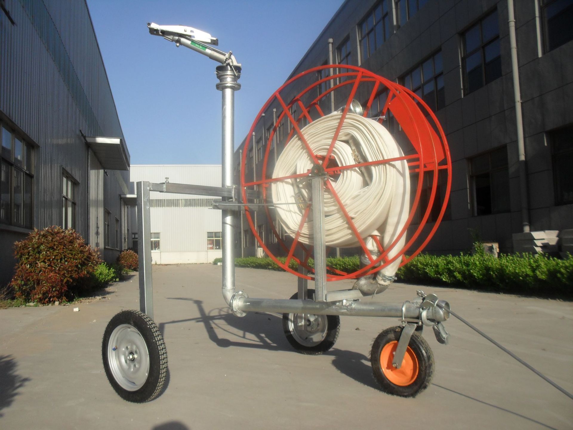 小型喷灌机喷灌车,农业灌溉,喷灌排灌,喷洒均匀,移动方便