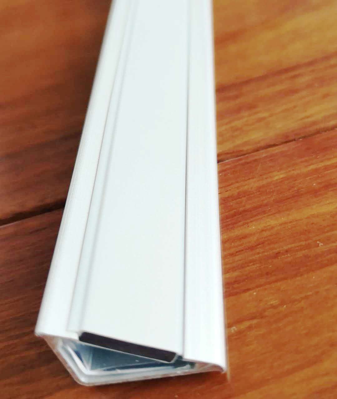 厂家供应供应淋浴房配件 淋浴房磁吸条 建筑密封防水胶条直销