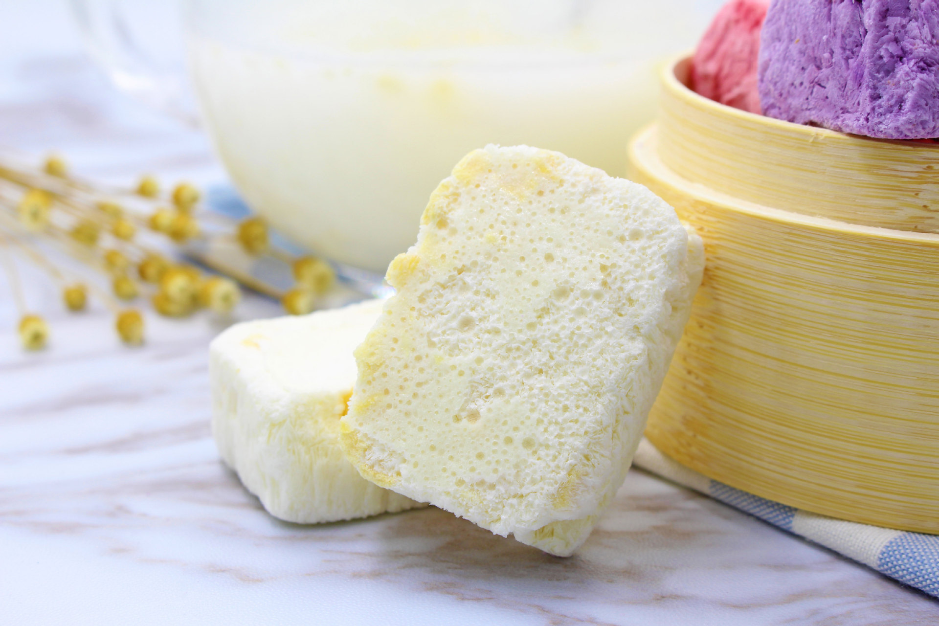 厂家直销批发 冻干酸奶块 蓝莓黄桃草莓味酸奶块 6克/包 量大从优