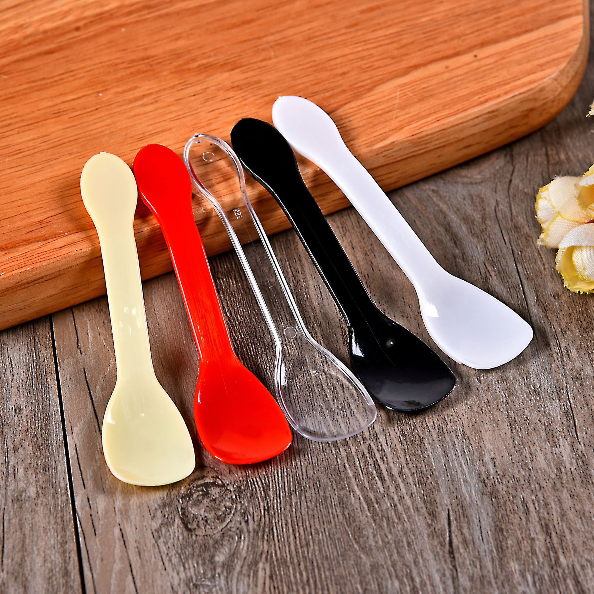 加厚一次性勺子 果冻更 布丁勺 冰淇淋勺子 5色可选冰勺独立包装