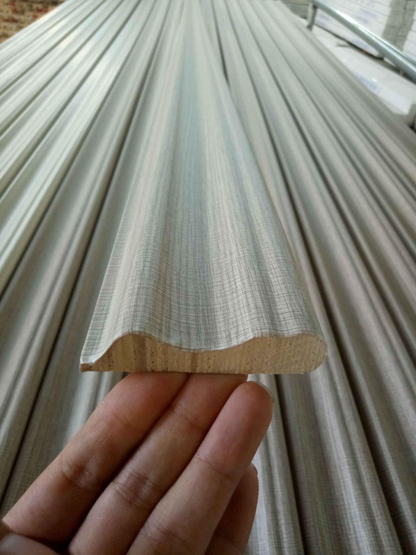 实木线条免漆马六甲生态板配套罗马柱顶线橱柜衣柜酒柜压顶线