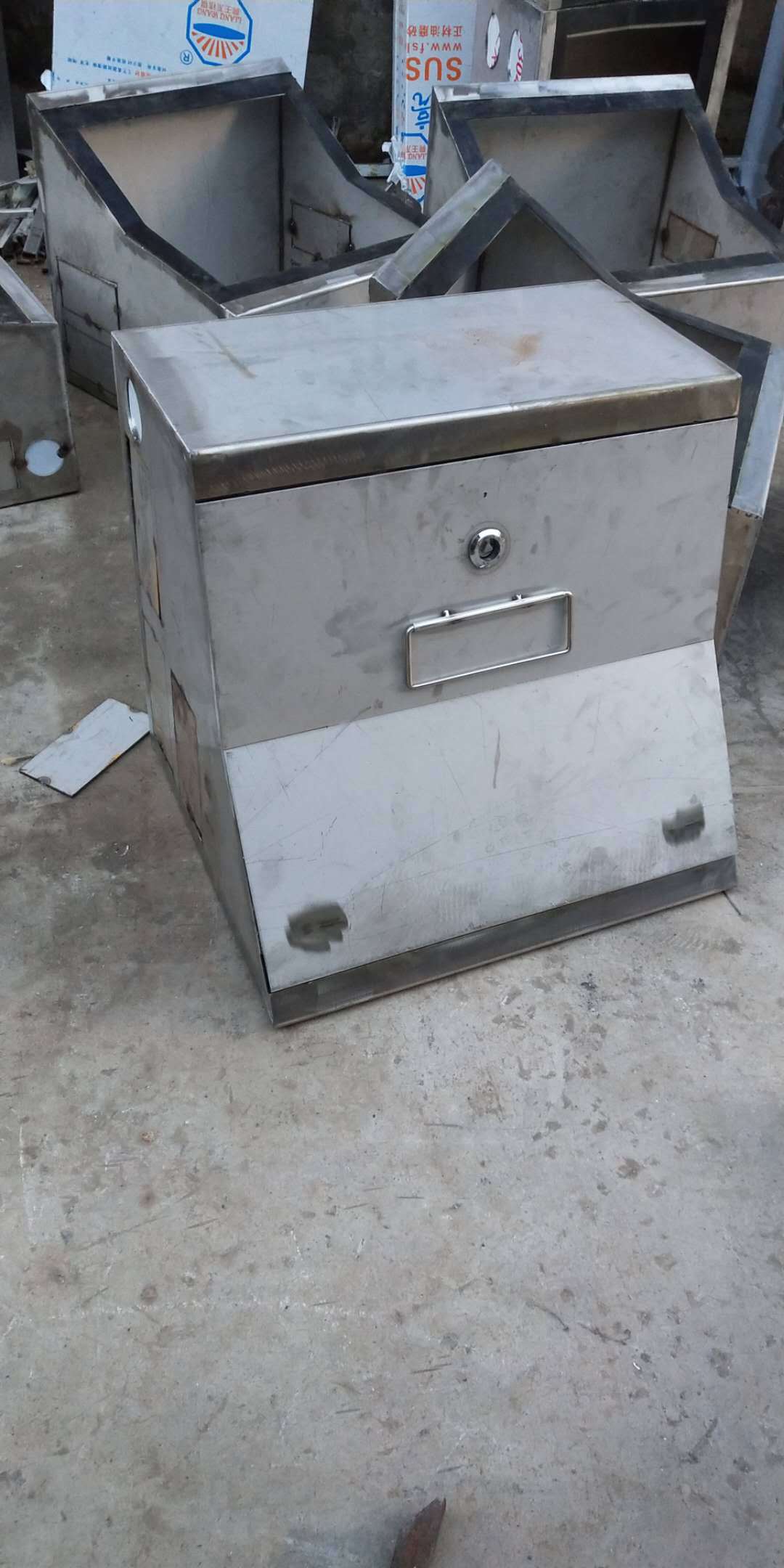桥梁防撞墙高架桥接线盒电源箱路灯接线盒护栏预埋接线盒