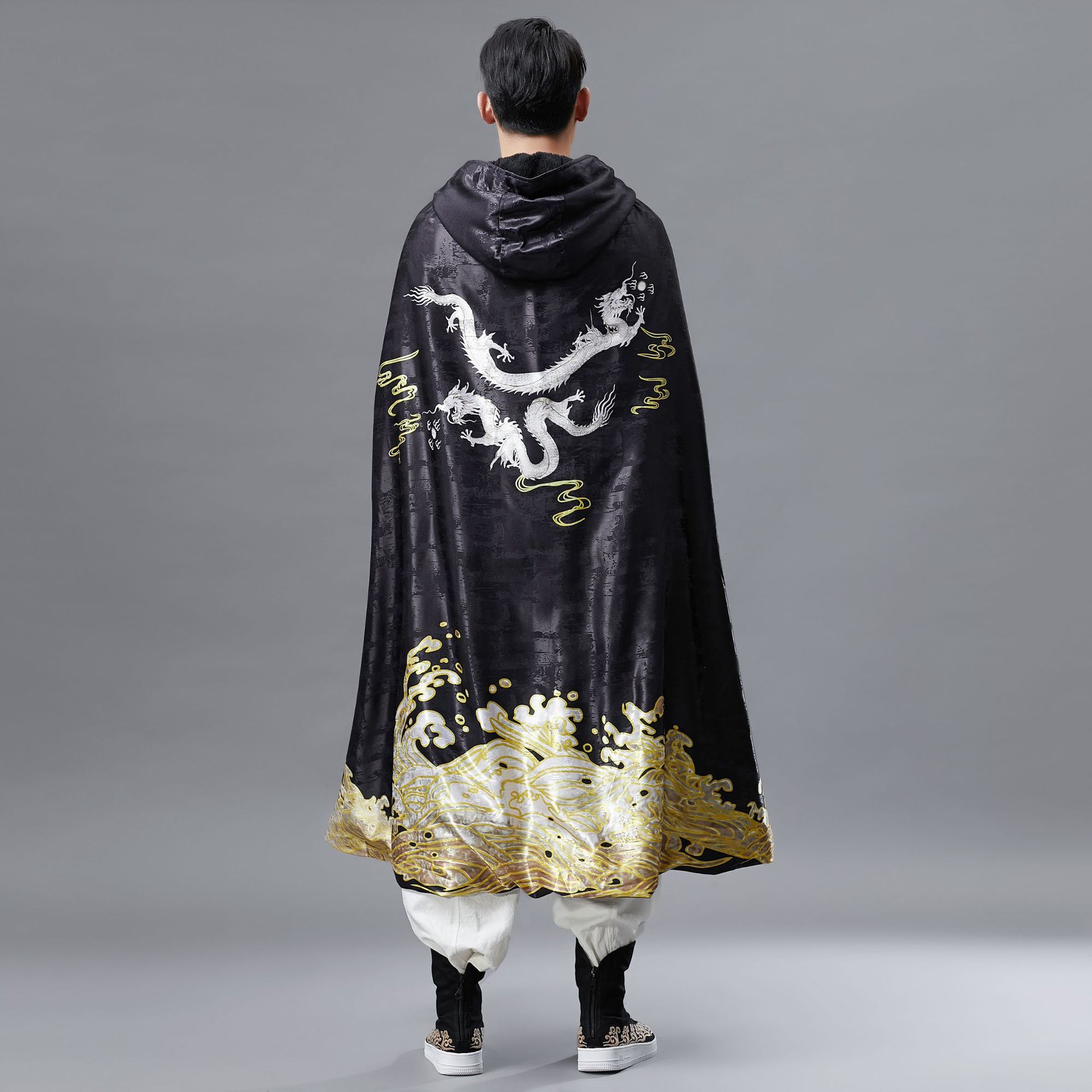 复古布衣秋季新款 金龙带帽披风 斗篷男风印花带帽长款风衣
