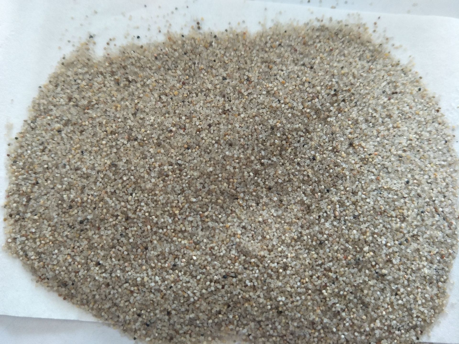 沙漠沙水洗沙漠沙擦洗砂钻井压裂砂30504070目圆粒沙漠沙