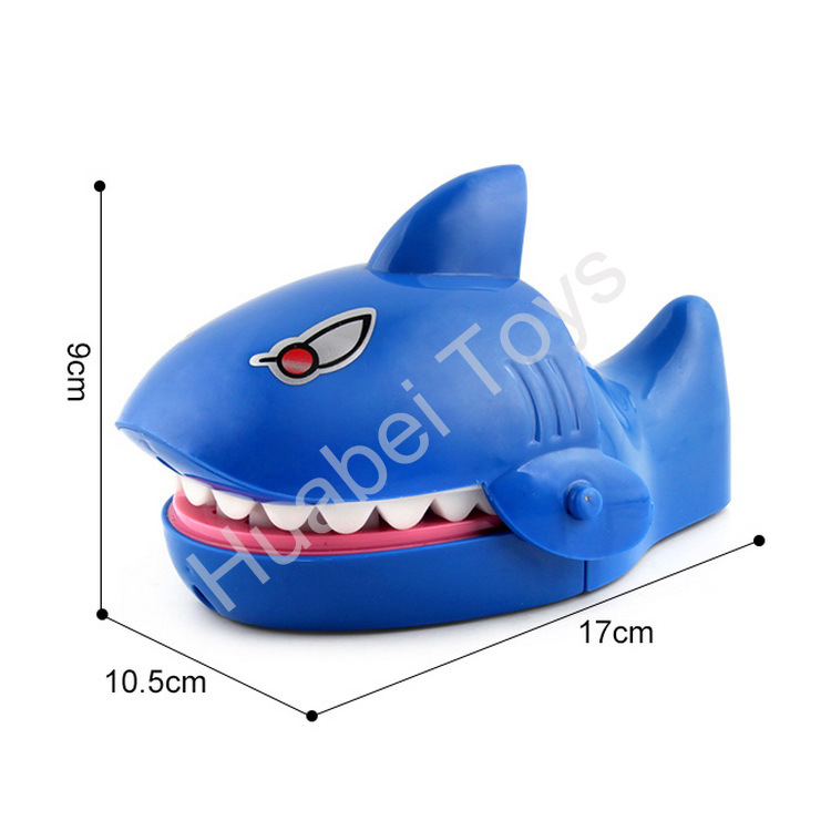 儿童益智桌面整蛊游戏小号鲨鱼拔牙咬手鲨鱼玩具