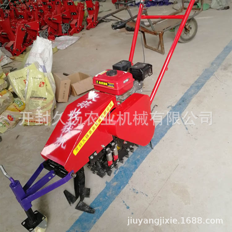 河南大蒜收获机 小型出蒜机厂家 一次出两行大蒜 多种土质都可用