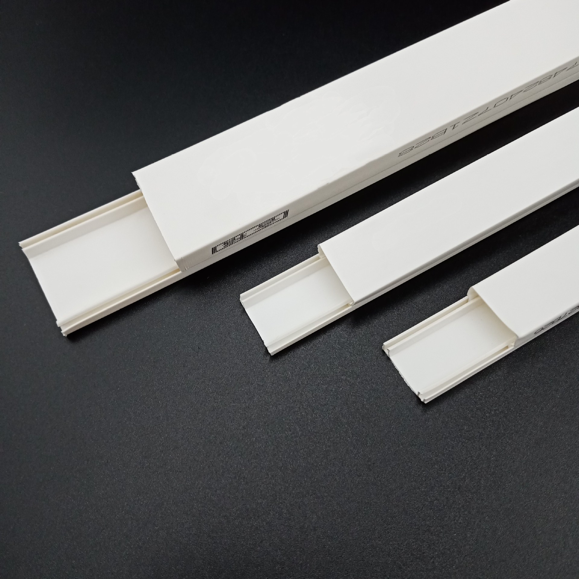 pvc塑料明装线槽 软管方形电线槽 建筑用优质环保pvc阻燃电线槽