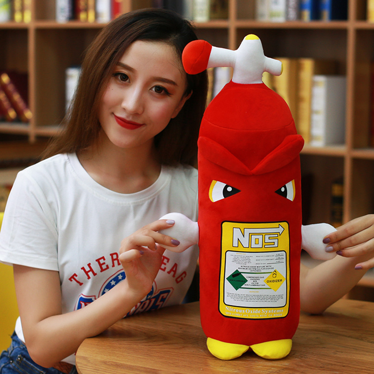 创意恶搞灭火器抱枕仿真立体抱枕幼儿园学校消防知识宣传用品定做