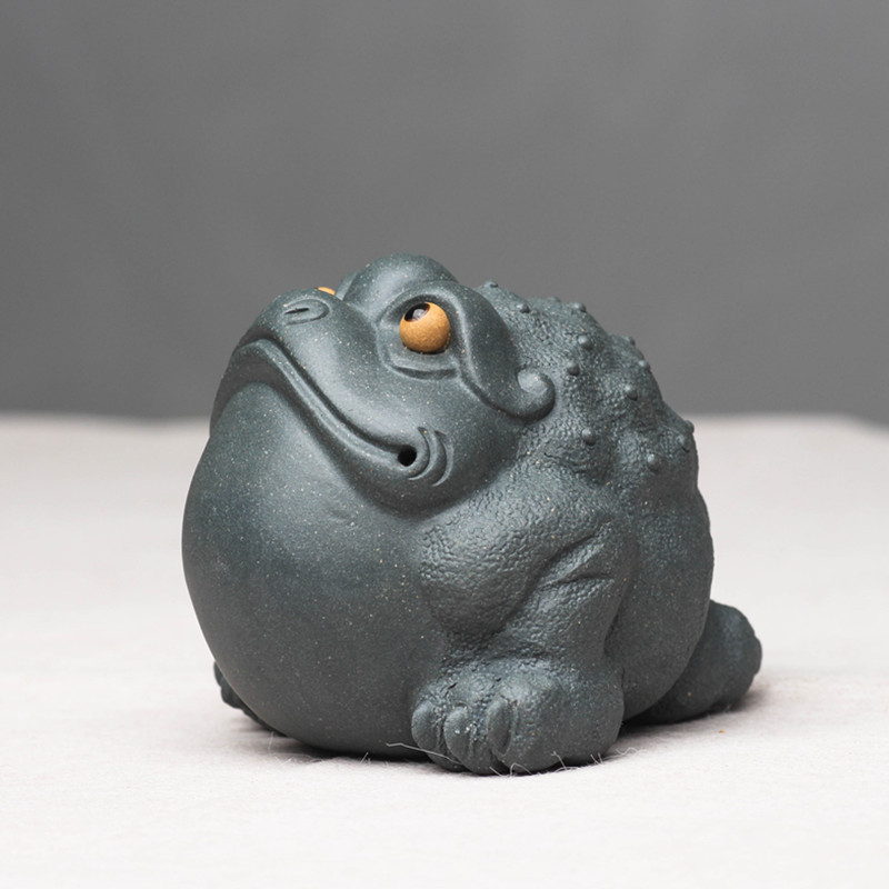 批发宜兴紫砂茶宠三足金蟾蜍求财金蟾摆件雕塑茶具配件工艺品定制