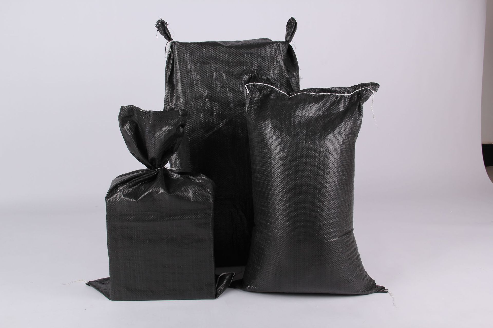 黑色编织袋 蛇皮袋批发 抗老化 防晒 防汛抗洪 防风固沙pp编织袋