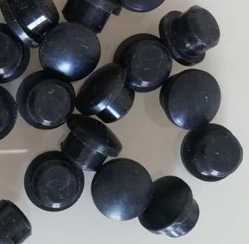 10mm孔径黑色硅胶堵头 乳白色环保耐高温硅胶胶塞