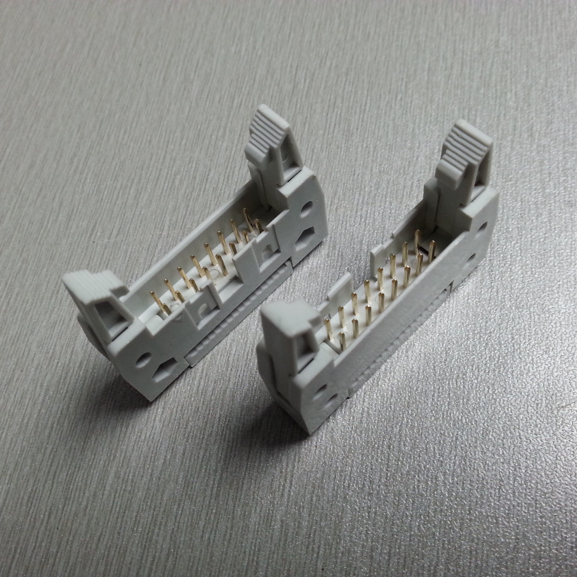 idc扁平排线座 16pin压排牛角插座 无固定脚 灰色idc插头 双排针