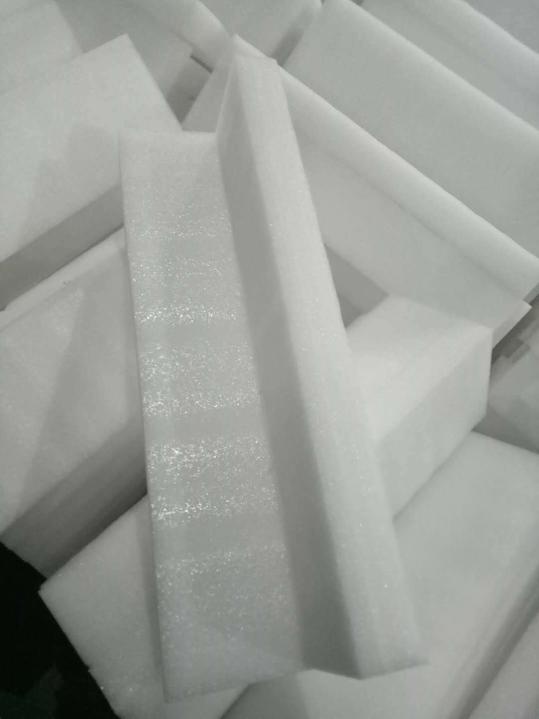 厂家直销白色黑色epe珍珠棉板材高密度防震泡棉板泡沫先到先得