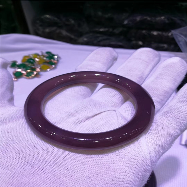 厂家供应 马达加斯加紫圆条玉髓玛瑙手镯女款玉石镯批发