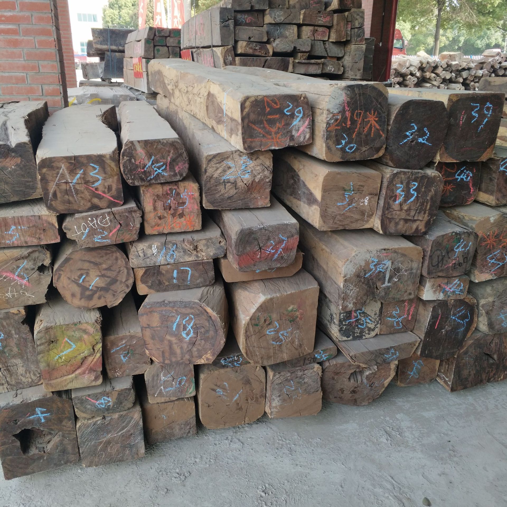 张家港木材 老挝 大 红酸枝木料 现货供应 价格优惠