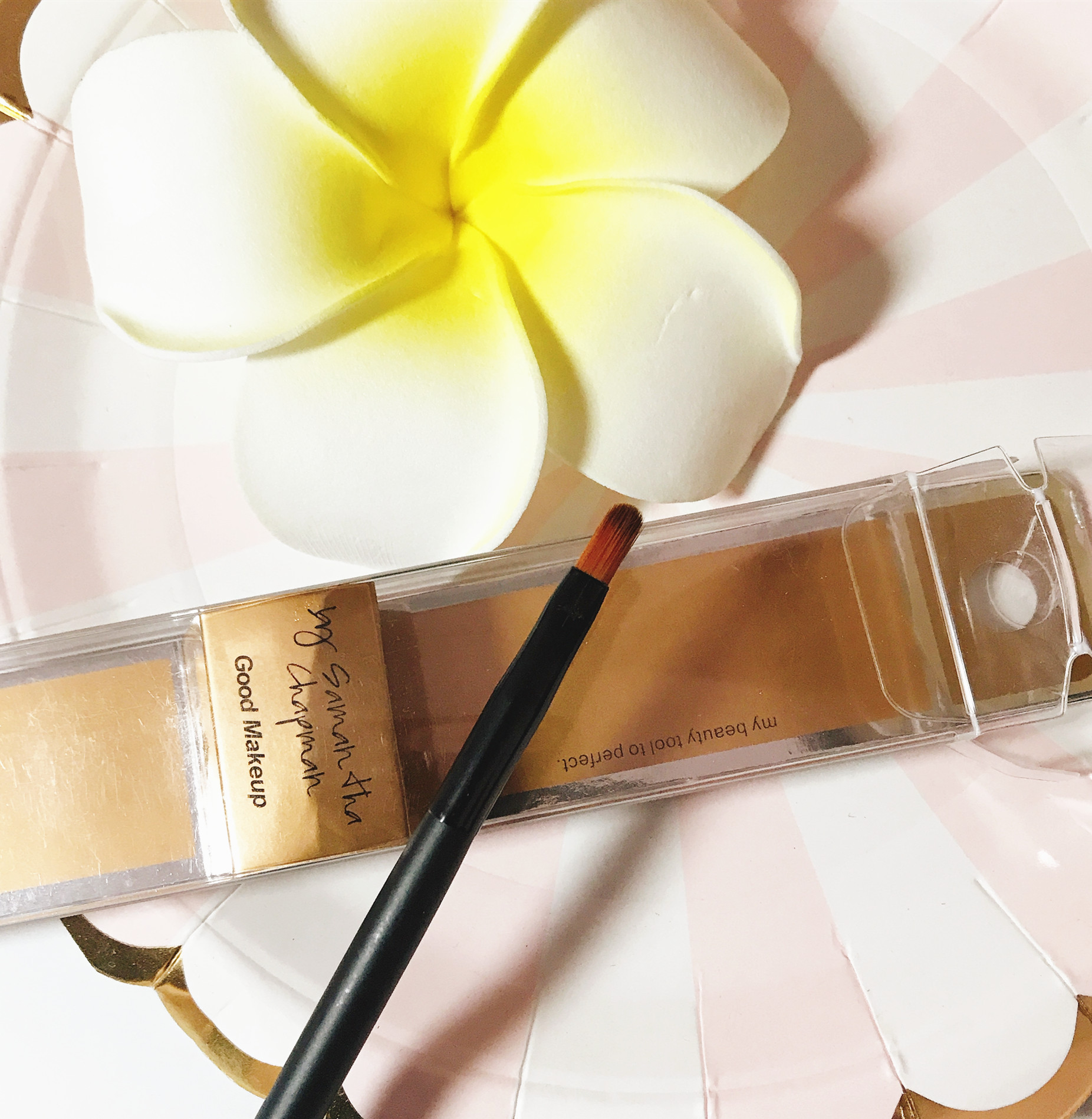 keli可俐化妆唇刷便携唇彩刷舒适柔软方便木杆唇刷化妆专用刷7844