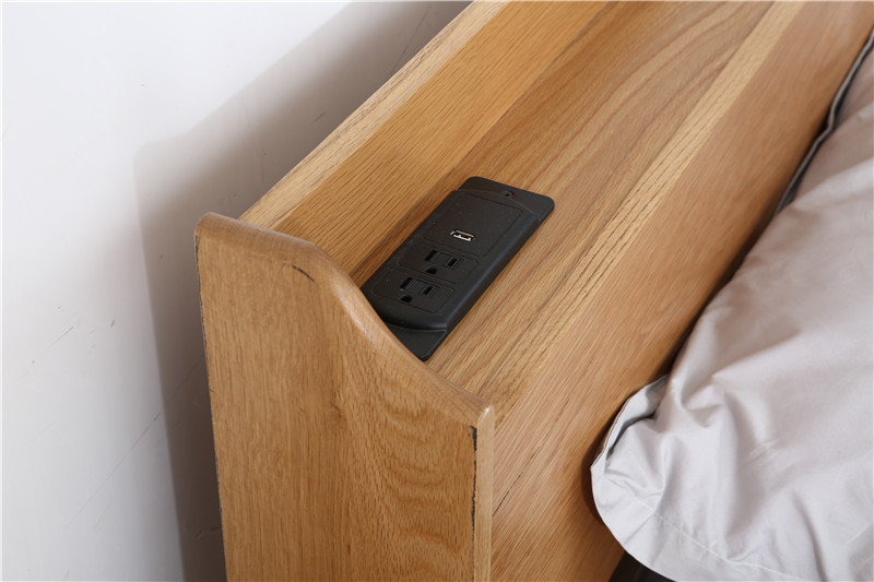 厂家直销白橡木简约插座床主卧家具北欧风原木双人可定制