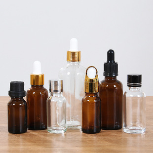 棕色精油瓶