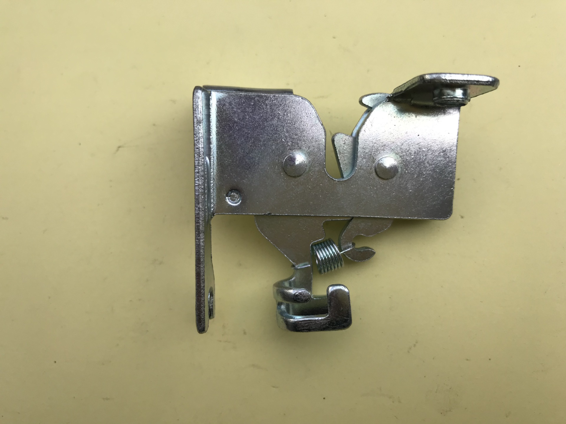 电动车巧格款锁板