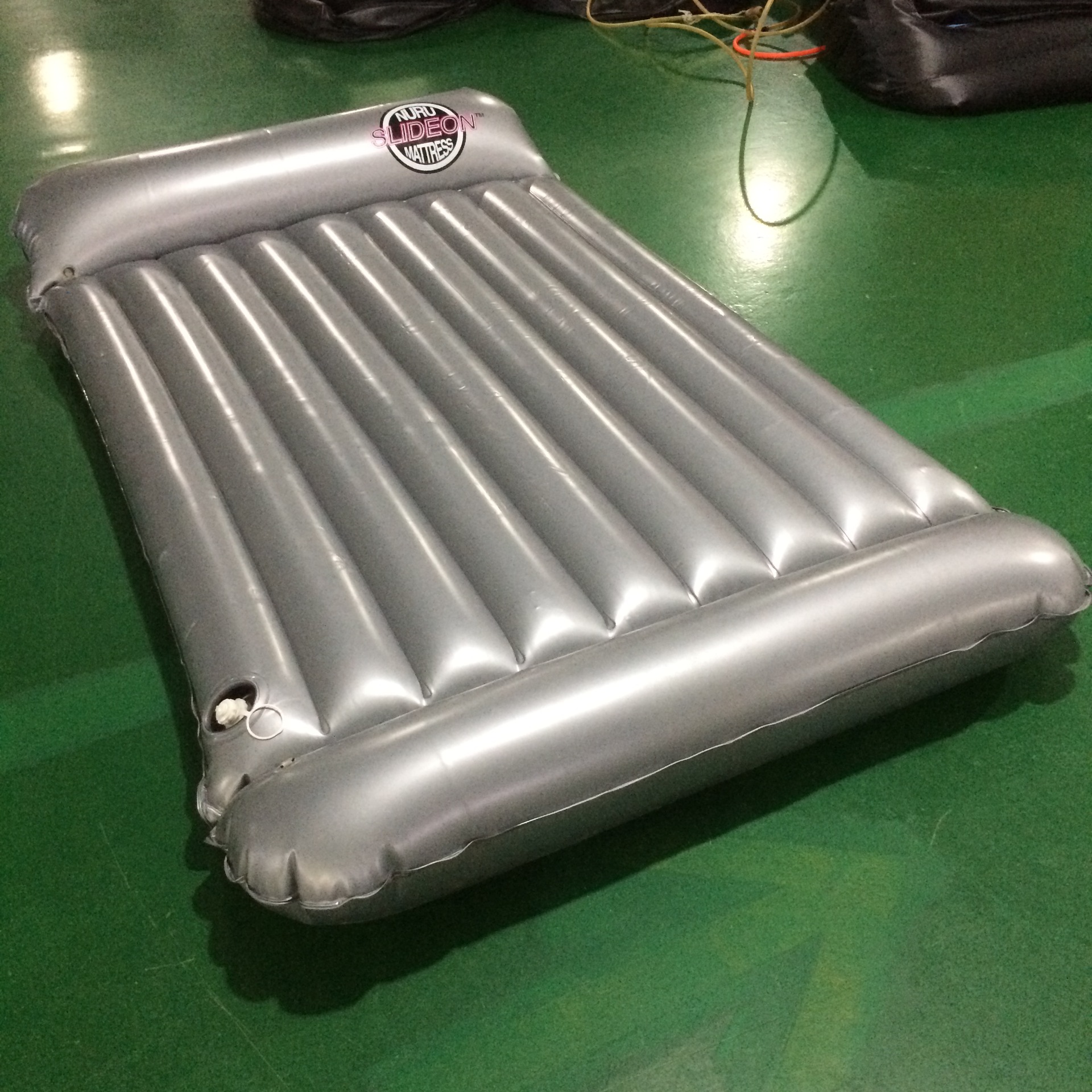 工厂定制pvc充气按摩床垫加厚充气桑拿水床充气床垫日韩充气水床