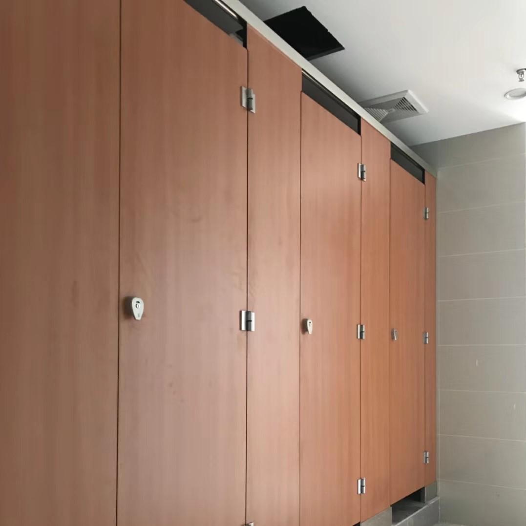 抗倍特板卫生间隔断 防潮阻燃hpl板厕所隔断卫浴隔断