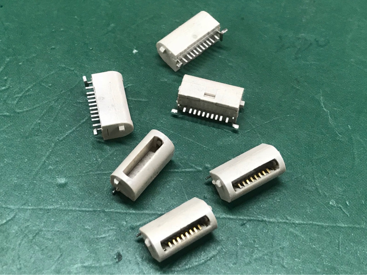 可成型全塑苹果8xxs手机尾插母座