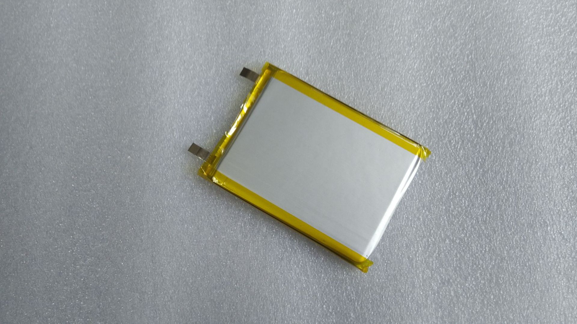 批发超薄材料聚合物锂电池可充电 505573 485573 2500mah3.7v