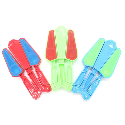 爆款蝴蝶刀玩具 炫酷旋转蝴蝶刀 flip finz指尖翻转发光器批发