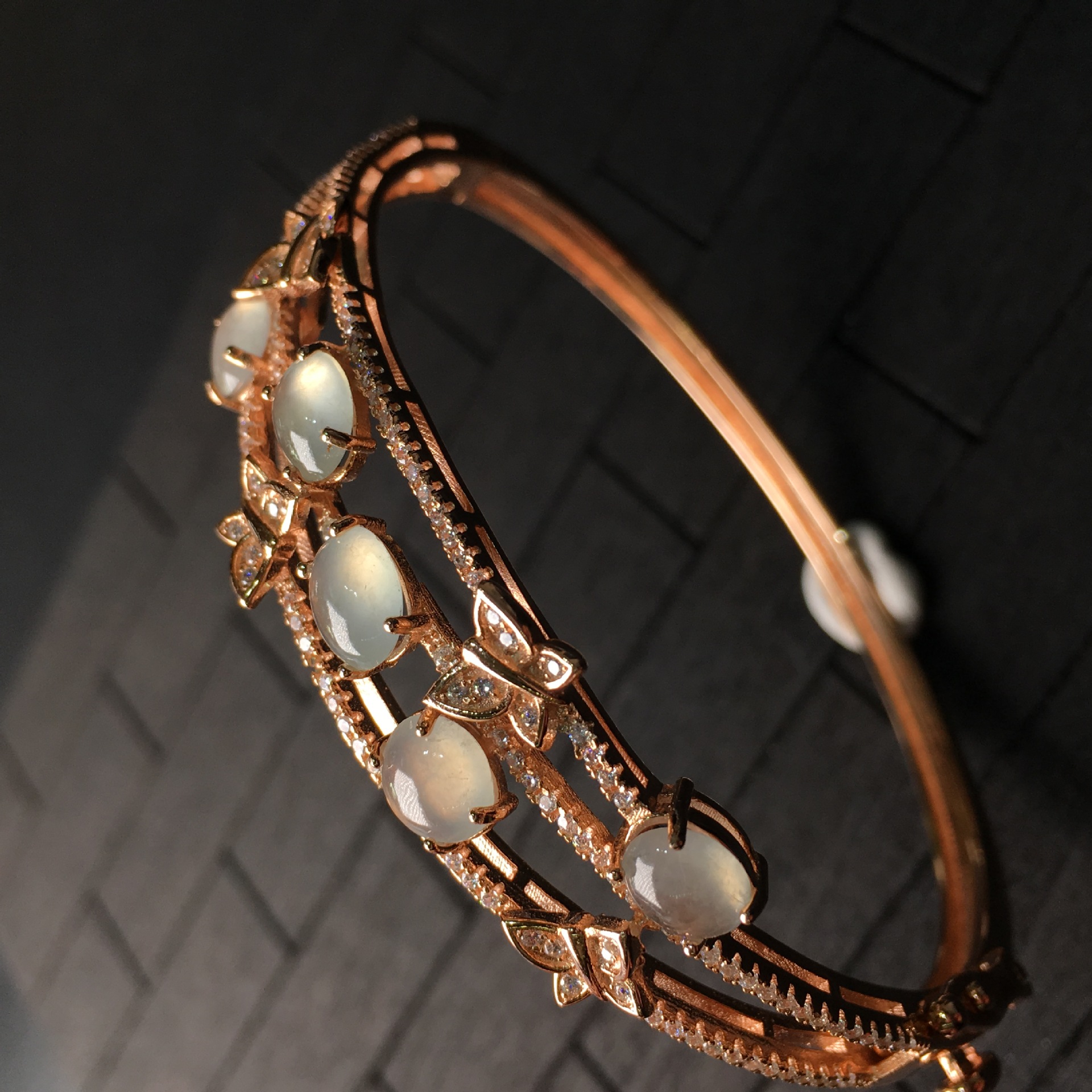 厂家直销天然翡翠银镶蝶恋花手镯冰种蛋面颗颗起光冰透送证书批发