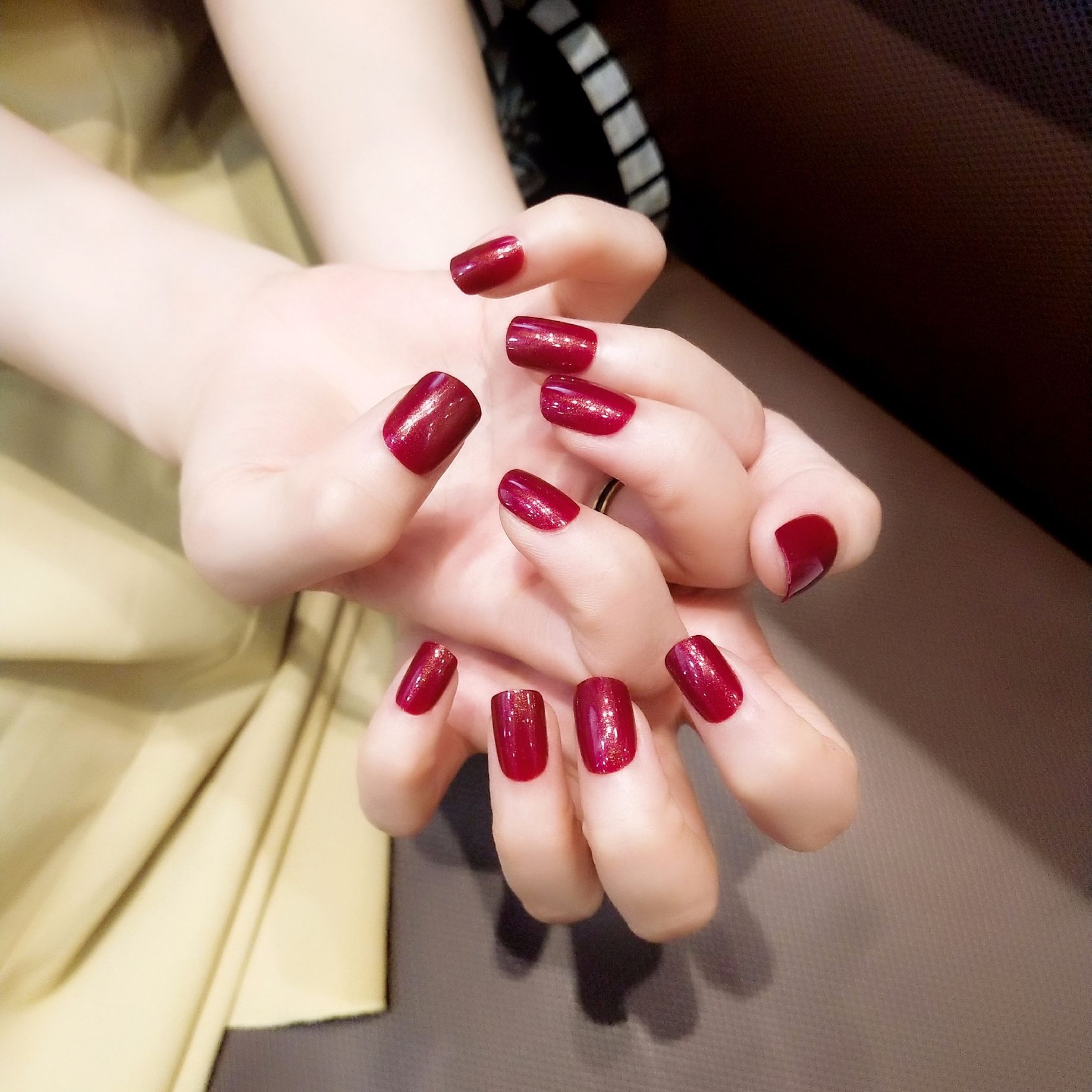 187-珠光酒红纯色短款日系显手白美甲 24片盒装假指甲贴片 批发