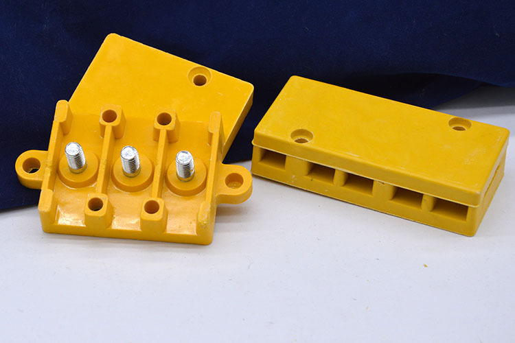 电动车配件批发通用接线排控制器接线盒五孔三孔接线盒接线柱线盒