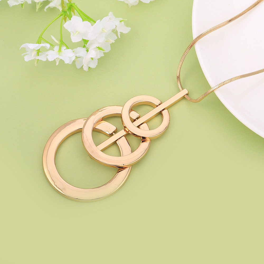 亚马逊新款跨境专供三环相扣长毛衣链圆圈项链欧美项链饰品批发