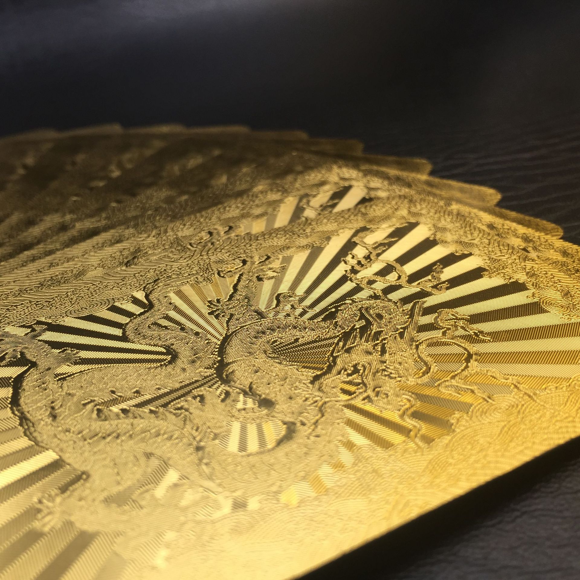 黄金色金箔扑克牌新品土豪金 防水pet/pvc塑料厂家直销 德州金龙