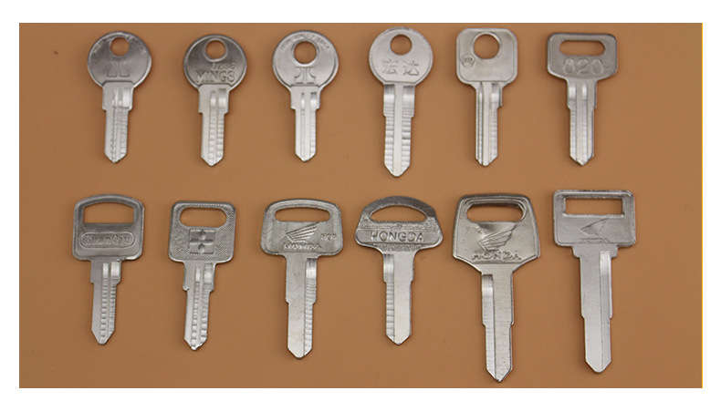 信箱钥匙胚 胶把后备箱钥匙胚 摩托车尾箱钥匙胚子 现货批发