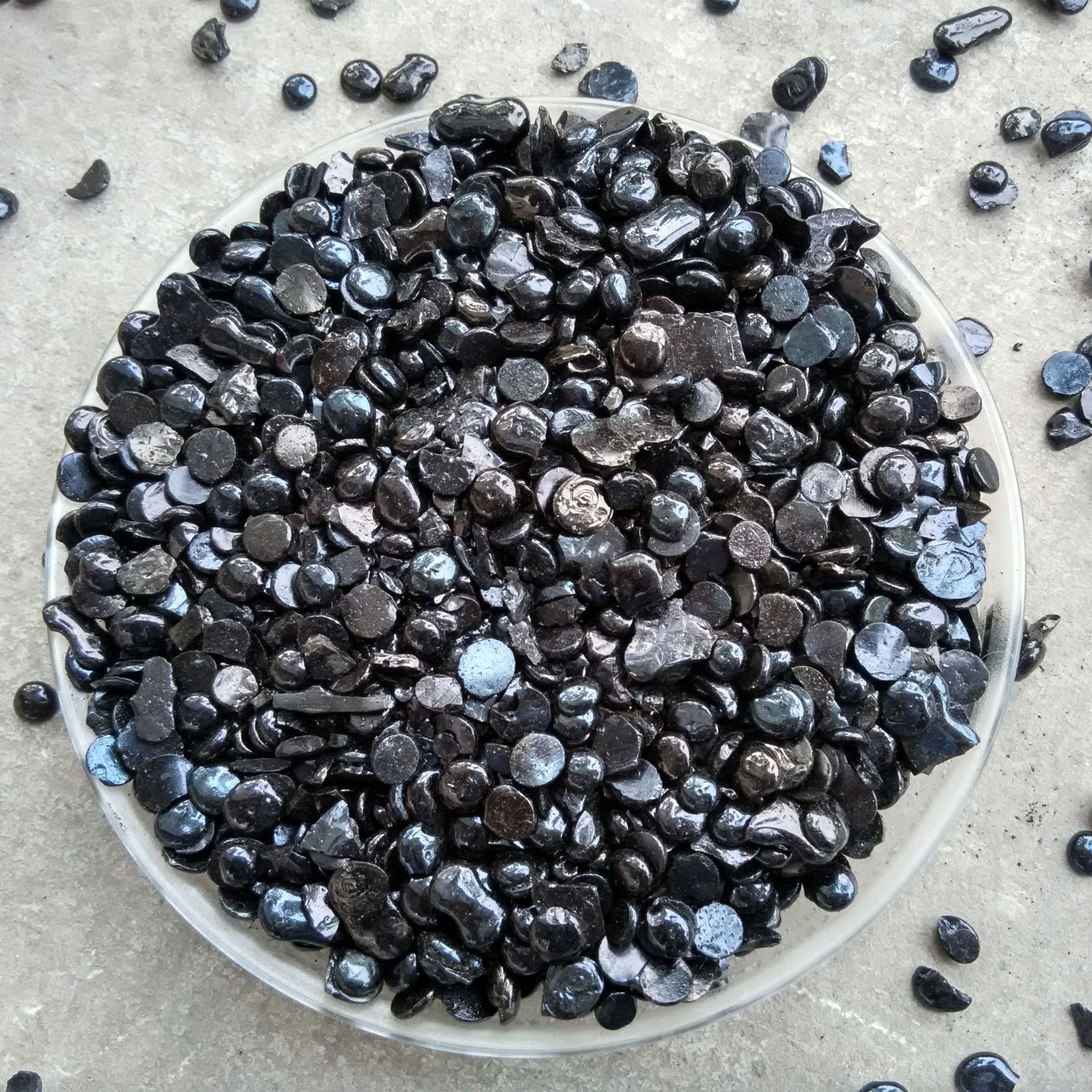 固体沥青20公斤装沥青颗粒状沥青补料吨袋装