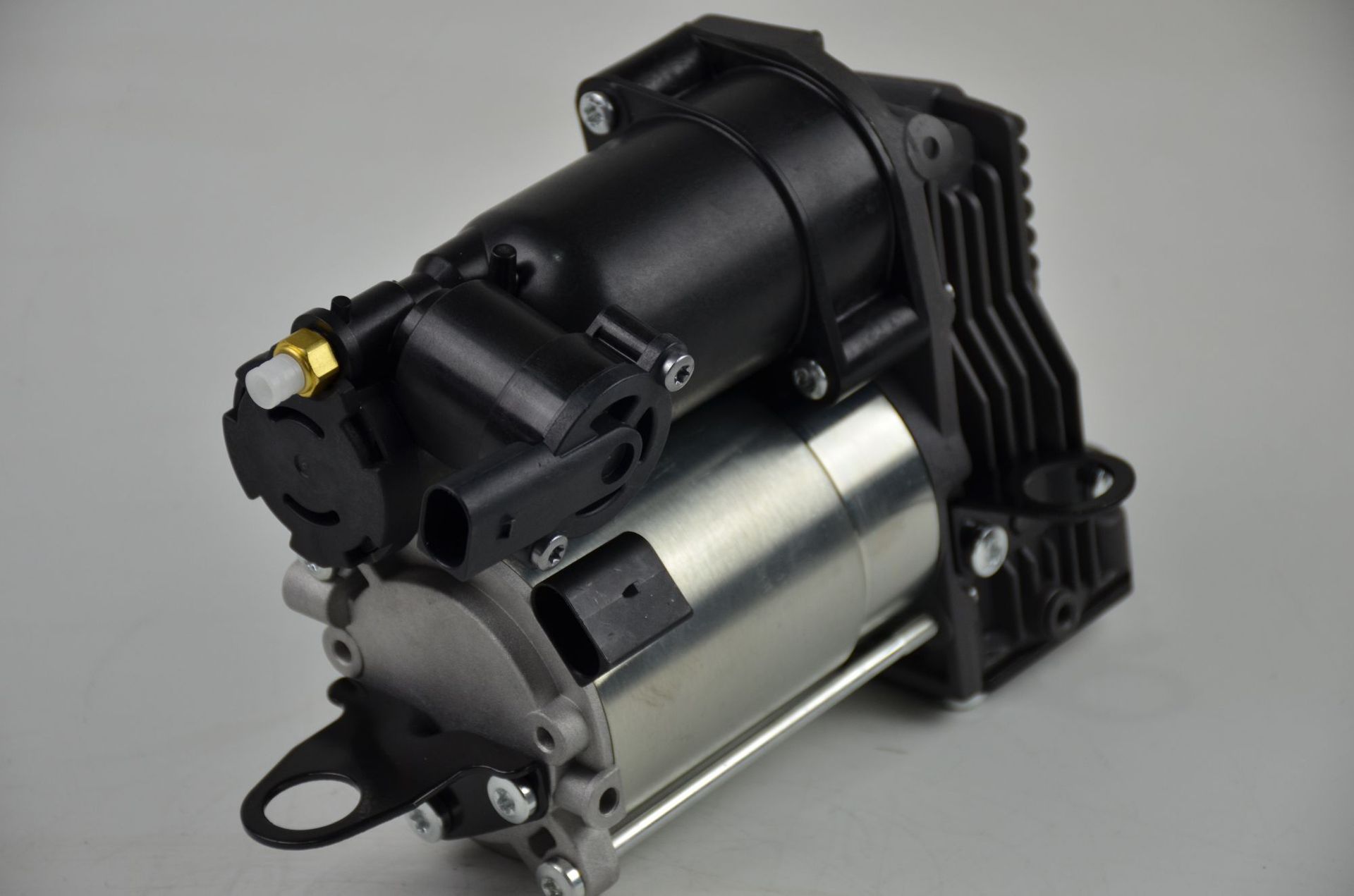 适用于w221车载空气悬挂打气泵 压缩泵,质保一年,厂家直销