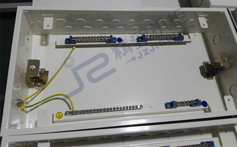 精致室内设备箱 碧桂园特殊定制弱电箱生产厂家 暗装多媒体信息箱