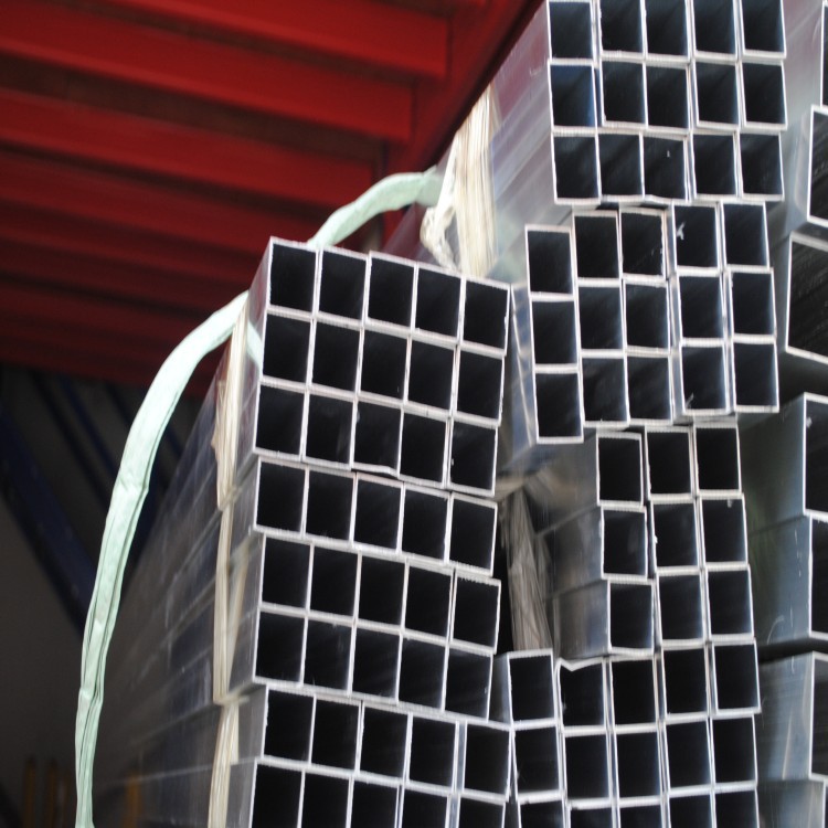 厂价直销装饰材料长50mm宽25mm壁厚长方形管铝合金铝型材