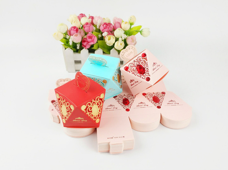 欧式新款钻石喜糖盒 森系婚礼糖盒 婚庆创意糖果包装纸盒现货批发