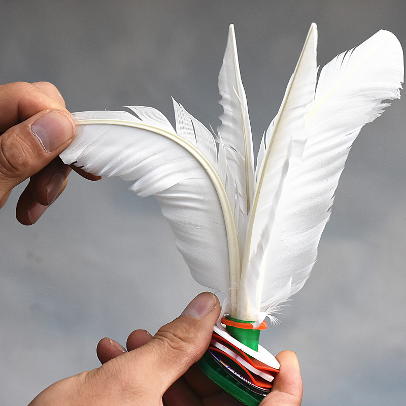 毽子羽毛儿童大白毽子球鹅毛成人健身毽球中小学生训练四毛白毽球