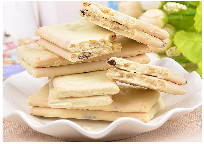 小牧酸奶涂层蓝莓提子夹心饼干好吃代餐休闲零食批发160gx9盒/箱