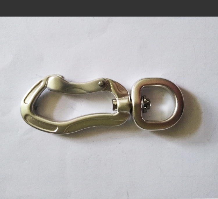 厂家直销铝质快挂风筝扣弹簧万向扣旋转宠物扣狗链扣钥匙扣挂钩