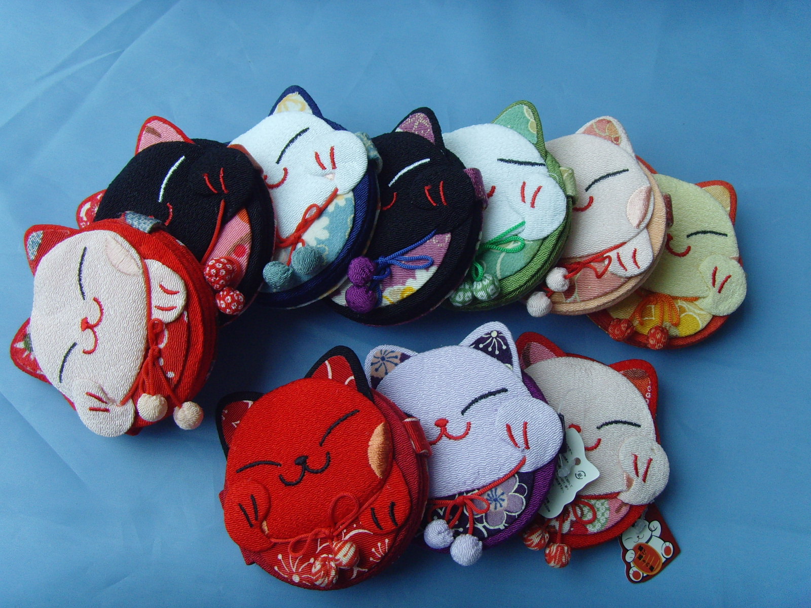 工厂销售日本招喜屋和风系列招财猫对折搭扣双面折叠圆镜/化妆镜