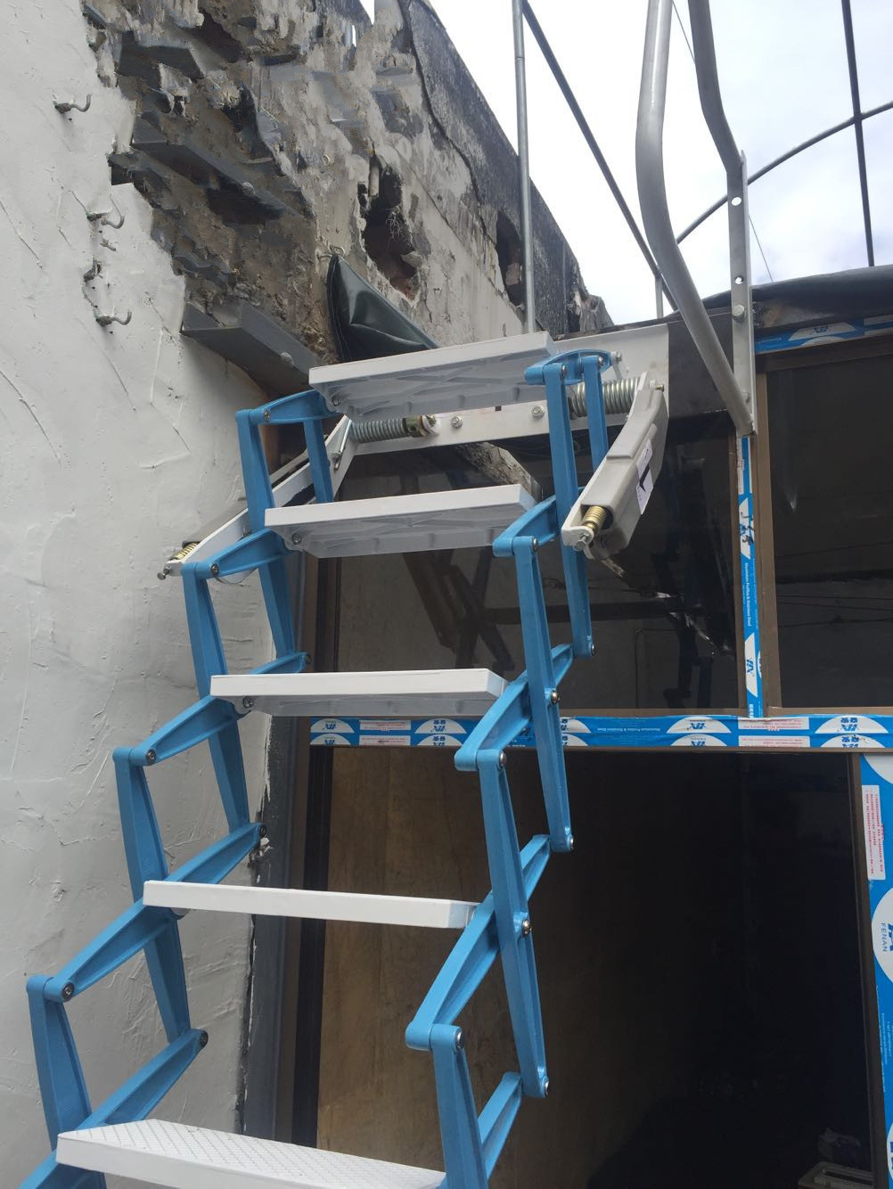 室内室外隔层楼梯吊铺楼梯隐形折叠梯子别墅复式伸拉梯子