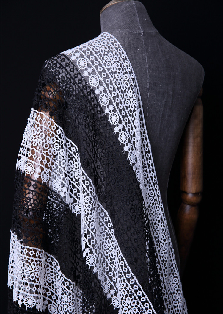 晨帆纺织 黑白竖条纹水溶蕾丝面料布料 高档连衣裙面料