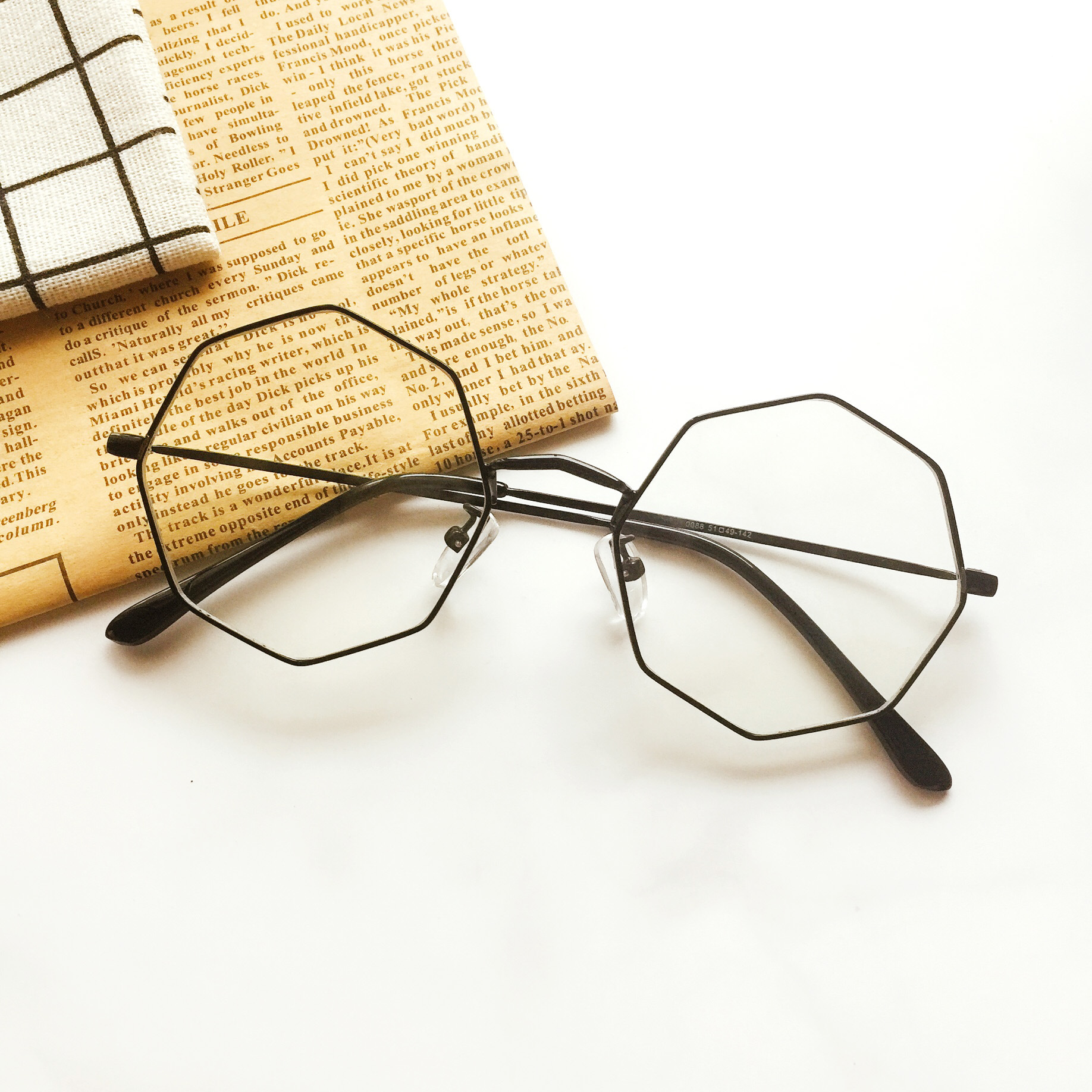 新款不规则眼镜框复古文艺平光镜防蓝光学生配镜金属镜架厂家直销