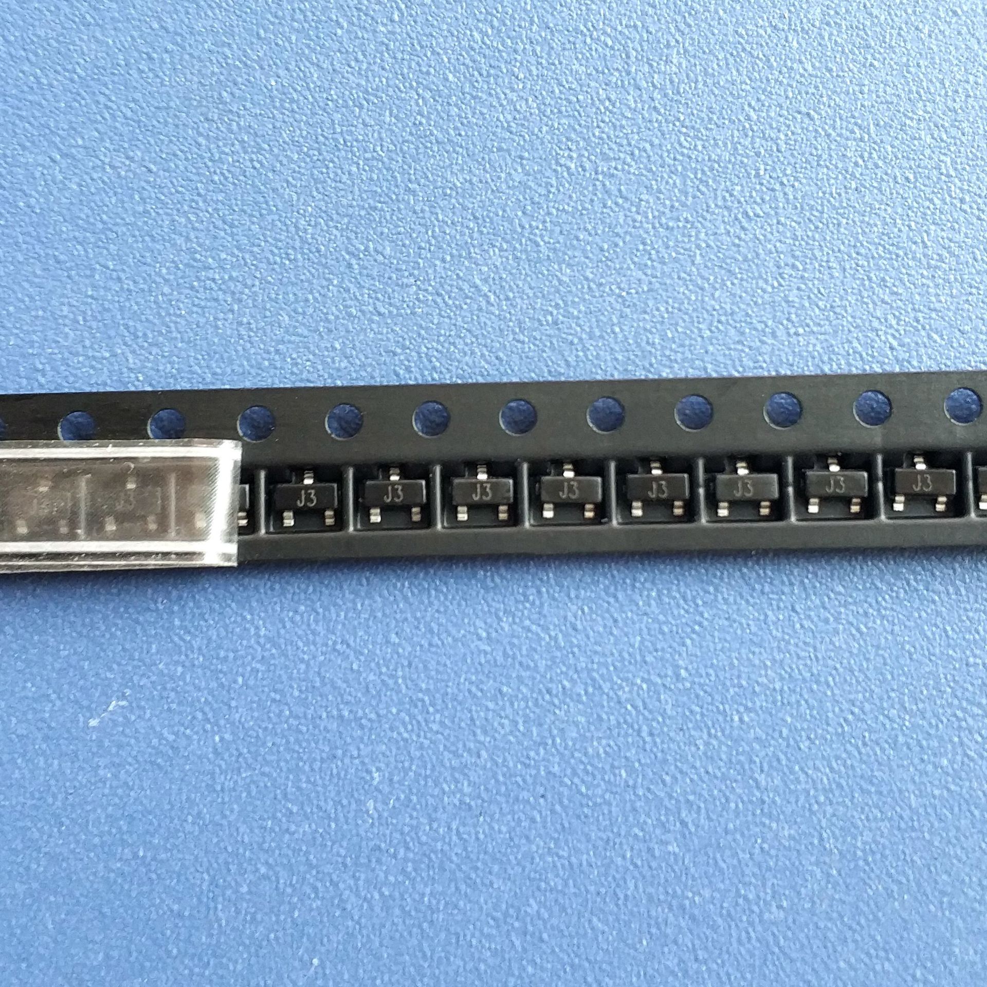 贴片三极管s9013 j3 sot-23封装可控硅 家电控制可控硅