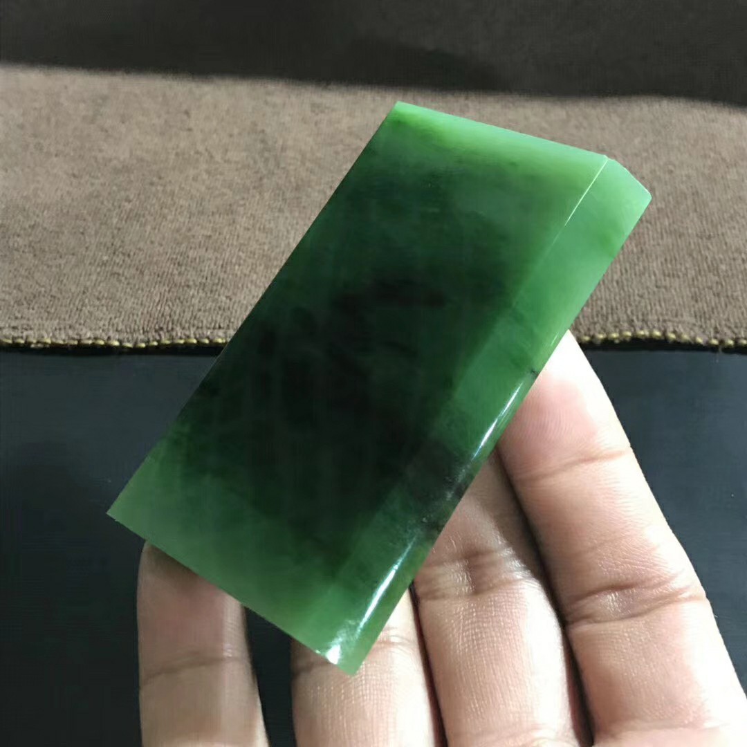 玉器工艺品-精品美货俄罗斯碧玉七号坑老料无事牌大牌玉质细腻-玉器