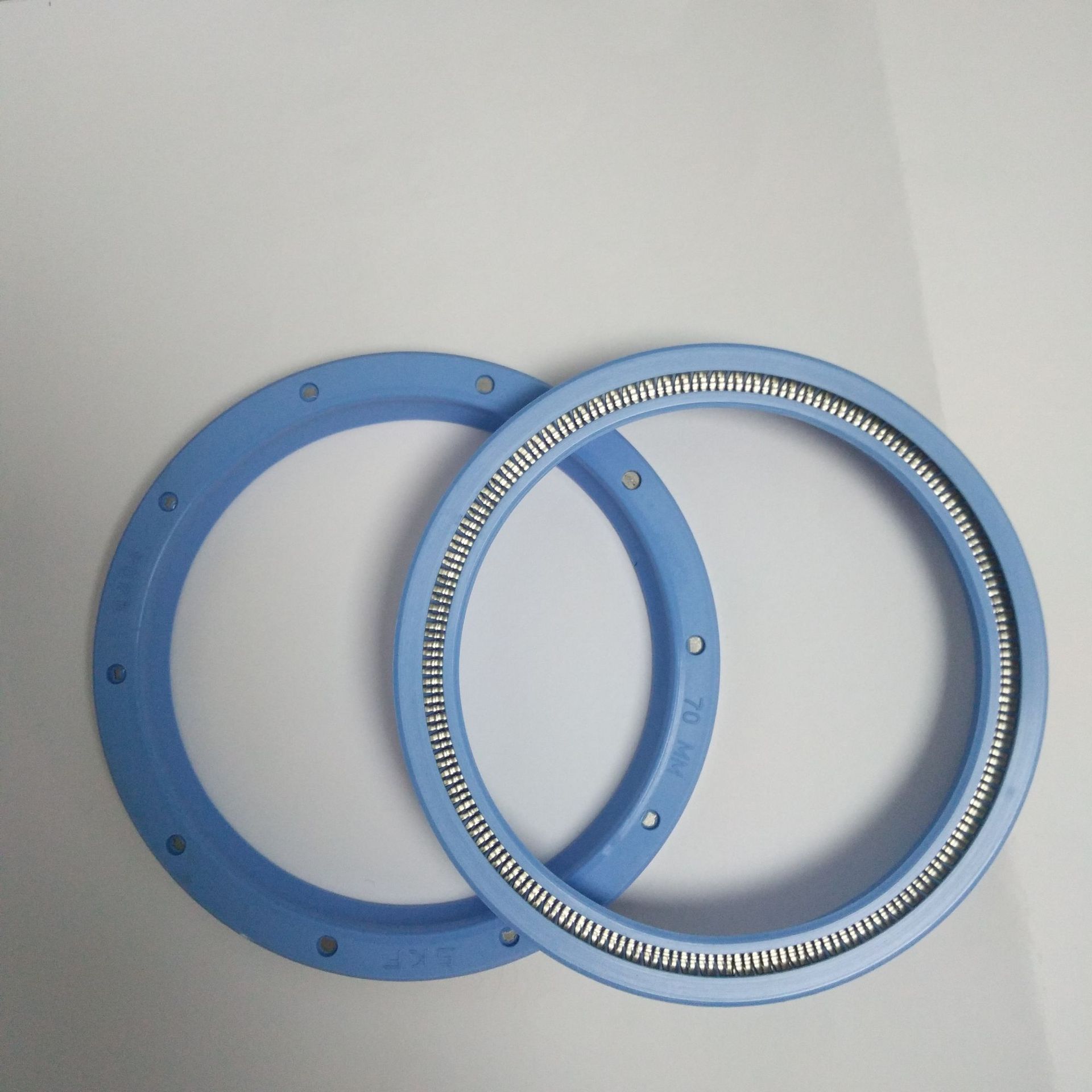 skf铁壳70 厂家现货供应聚氨酯液压油缸防尘密封件 进口骨架油封