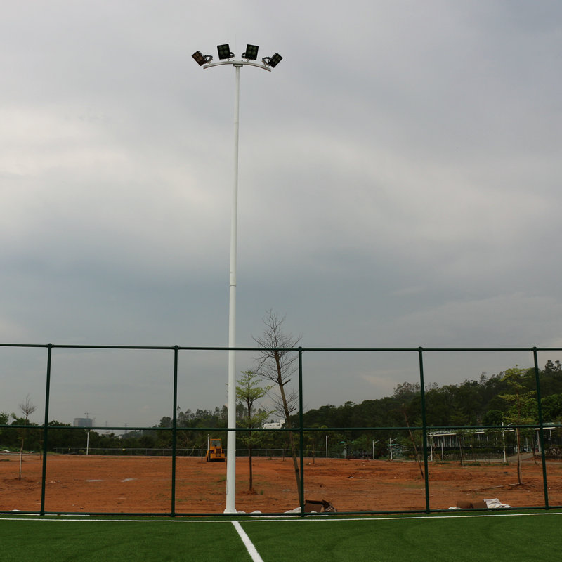 梅州户外篮球场灯柱批发价格 球场照明灯具配上海亚明灯具